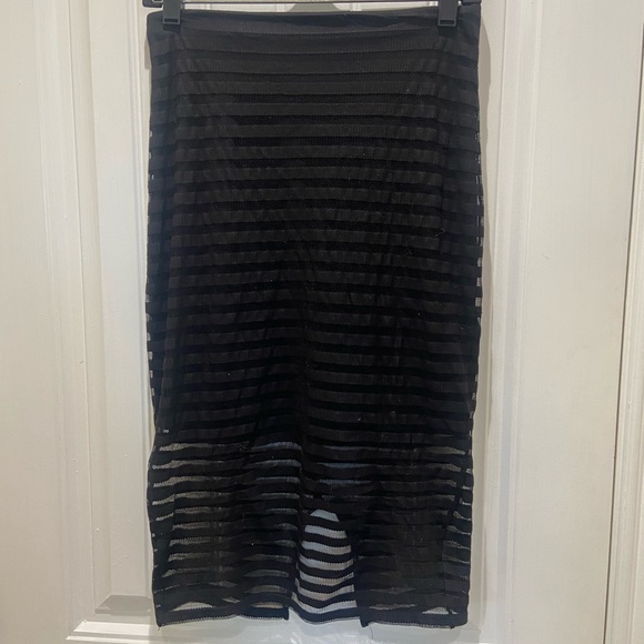 BEBE STRIPPED MIDI SKIRT - Picture 3 of 4